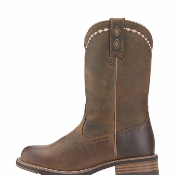 ISO Ariat Boots - Picture 2 of 4